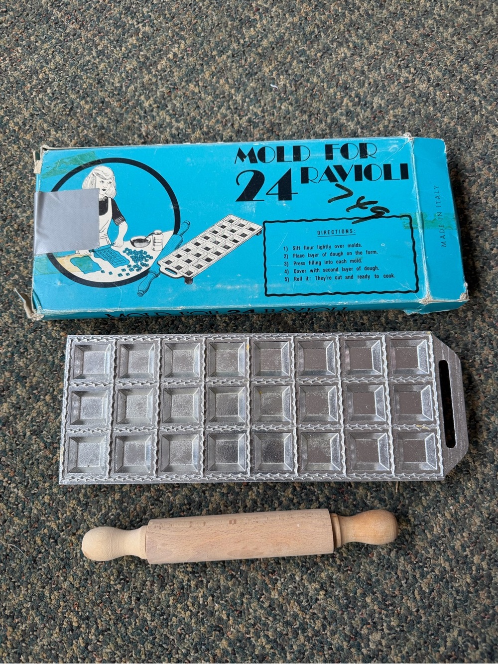 Vintage 24-Cavity Ravioli Pasta Mold